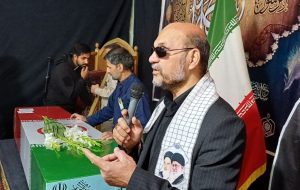 شهدا راه قدرت و عزت ملت را نشان دادند