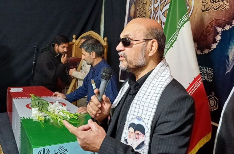 شهدا راه قدرت و عزت ملت را نشان دادند